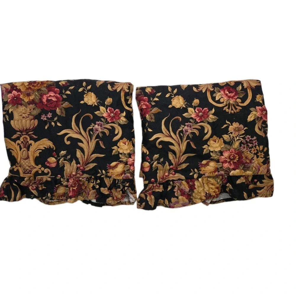 2 Vintage 2003 Raymond Waites Rose Floral Ruffled Pillow Shams King Black Urns